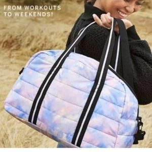 NWOT RARE PINK Gym Purple Blue Pink Tie Dye Duffel Weekender Gym Quilted…